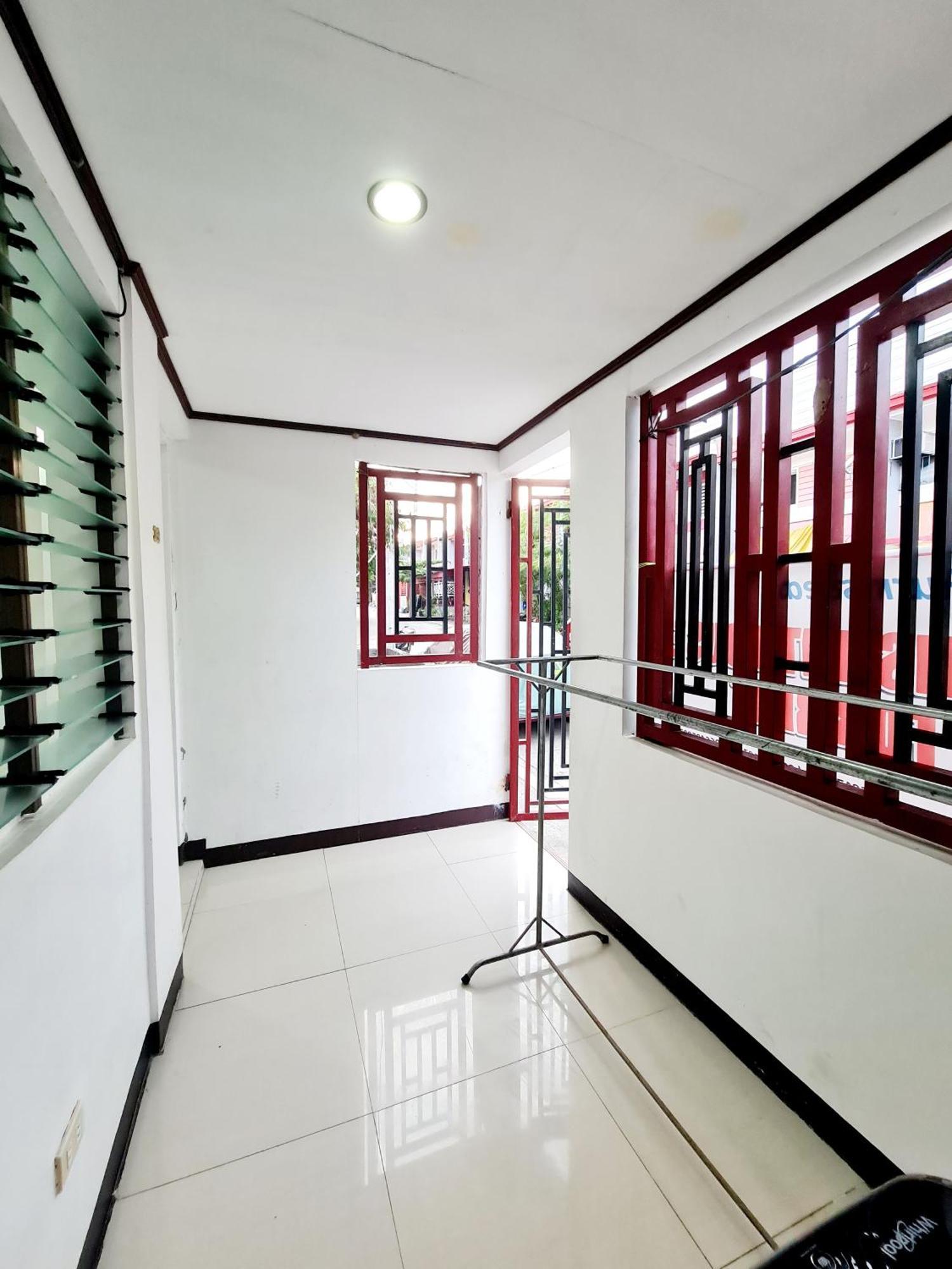 Calapan City Fully Furnished House Transient Near Xentromall L39 Exterior foto