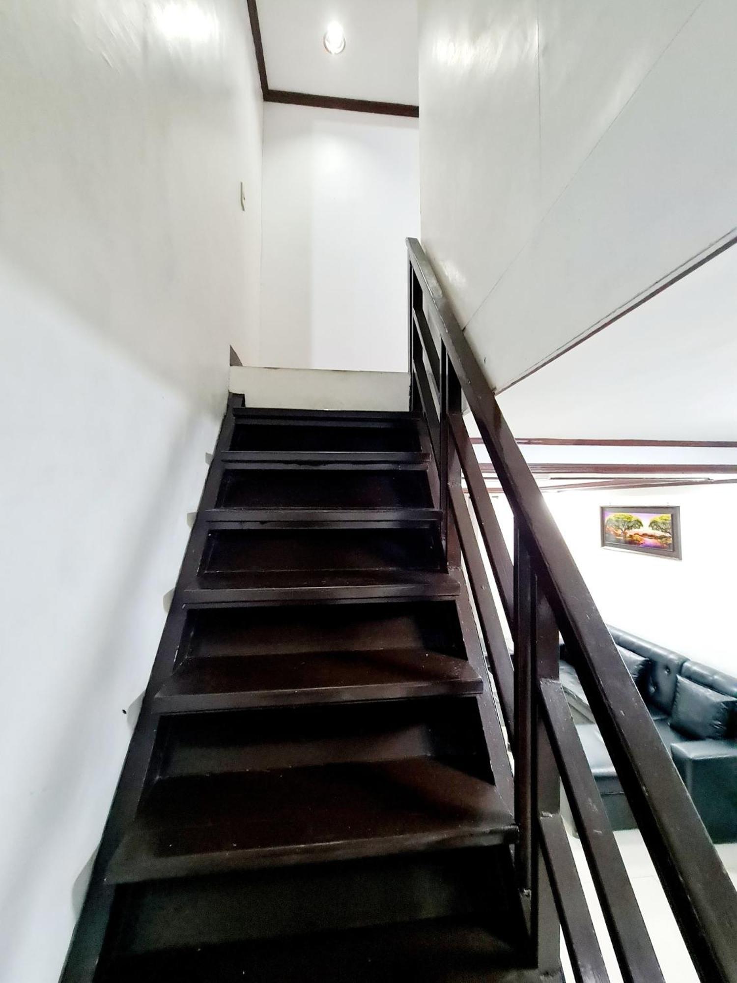 Calapan City Fully Furnished House Transient Near Xentromall L39 Exterior foto