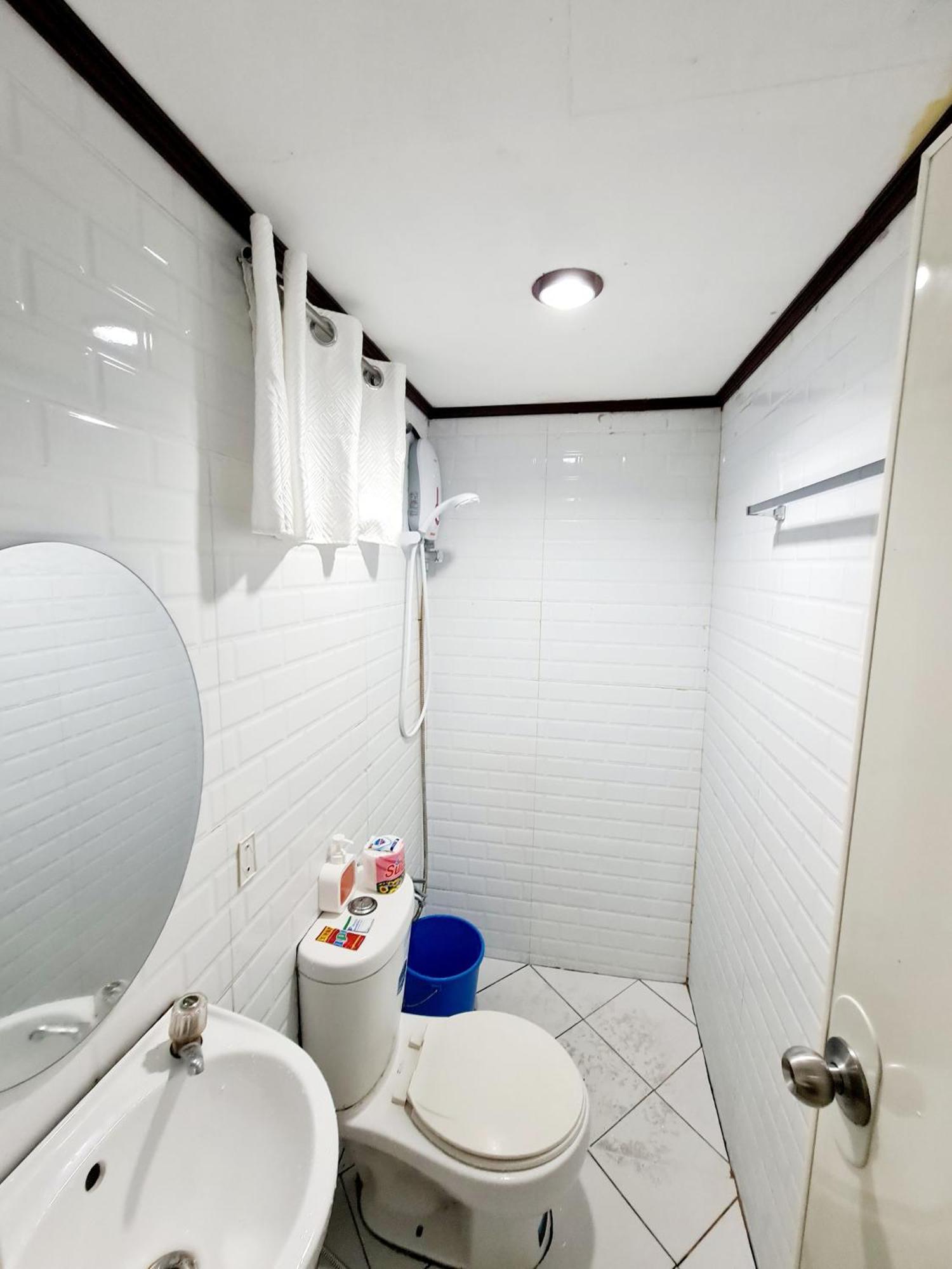 Calapan City Fully Furnished House Transient Near Xentromall L39 Exterior foto